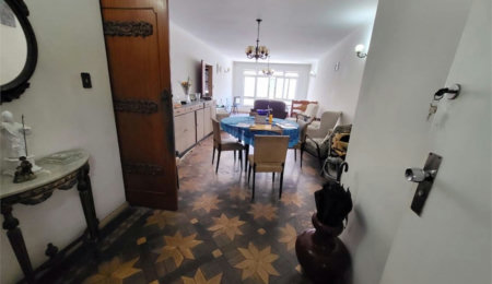 Apartamento com 4 dormitórios à venda, 180 m² por R$ 700.000,00 - Gonzaga - Santos/SP