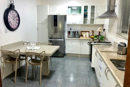 Casa à venda com 3 quartos, sendo 1 suíte, no condomínio Residencial Macaúba, Rondonópolis - MT