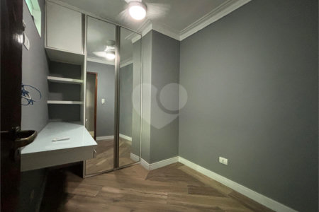 Casa à venda com 3 quartos, sendo 1 suíte,  em Jardim Santa Mena, Guarulhos, SP