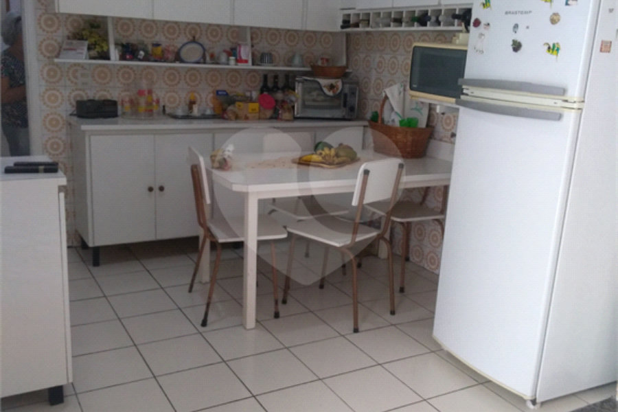 Sobrado à venda com 4 quartos, sendo 3 suítes, em Limão, São Paulo, SP