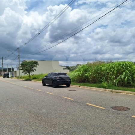 Terreno à venda com 1 suíte em Pinheirinho, Vinhedo, SP