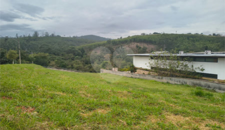 Terreno à venda no condomínio Residencial Campo de Toscana, Vinhedo - SP