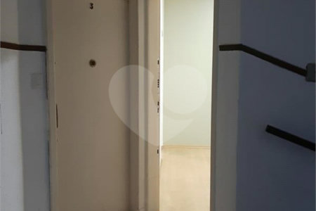 Apartamento à venda com 2 quartos em Cerqueira César, São Paulo, SP