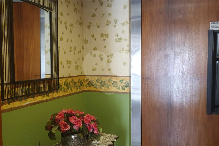 Apartamento à venda com 4 quartos, sendo 3 suítes,  em Perdizes, São Paulo, SP