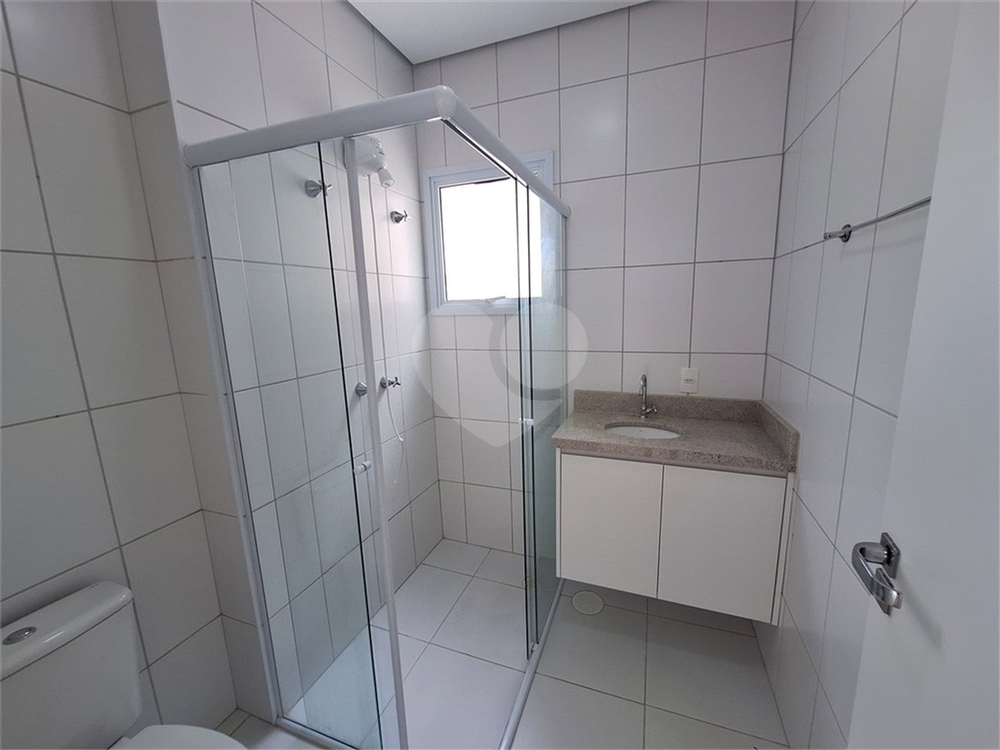 Casa à venda com 3 quartos, sendo 1 suíte, no condomínio Villagio Montalcino, Vinhedo - SP