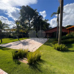 Casa à venda com 6 suítes no condomínio Vila Pinhal, Itirapina - SP