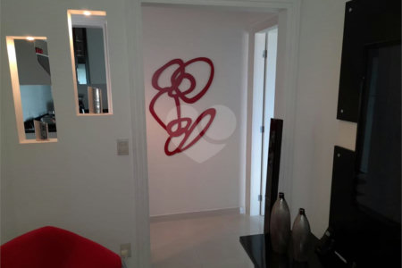 Apartamento à venda com 3 quartos, sendo 1 suíte,  no Centro, Mogi das Cruzes, SP