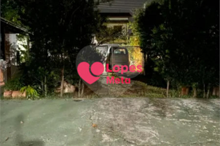 Casa à venda com 2 quartos no condomínio Portal da Serra, São José dos Campos - SP