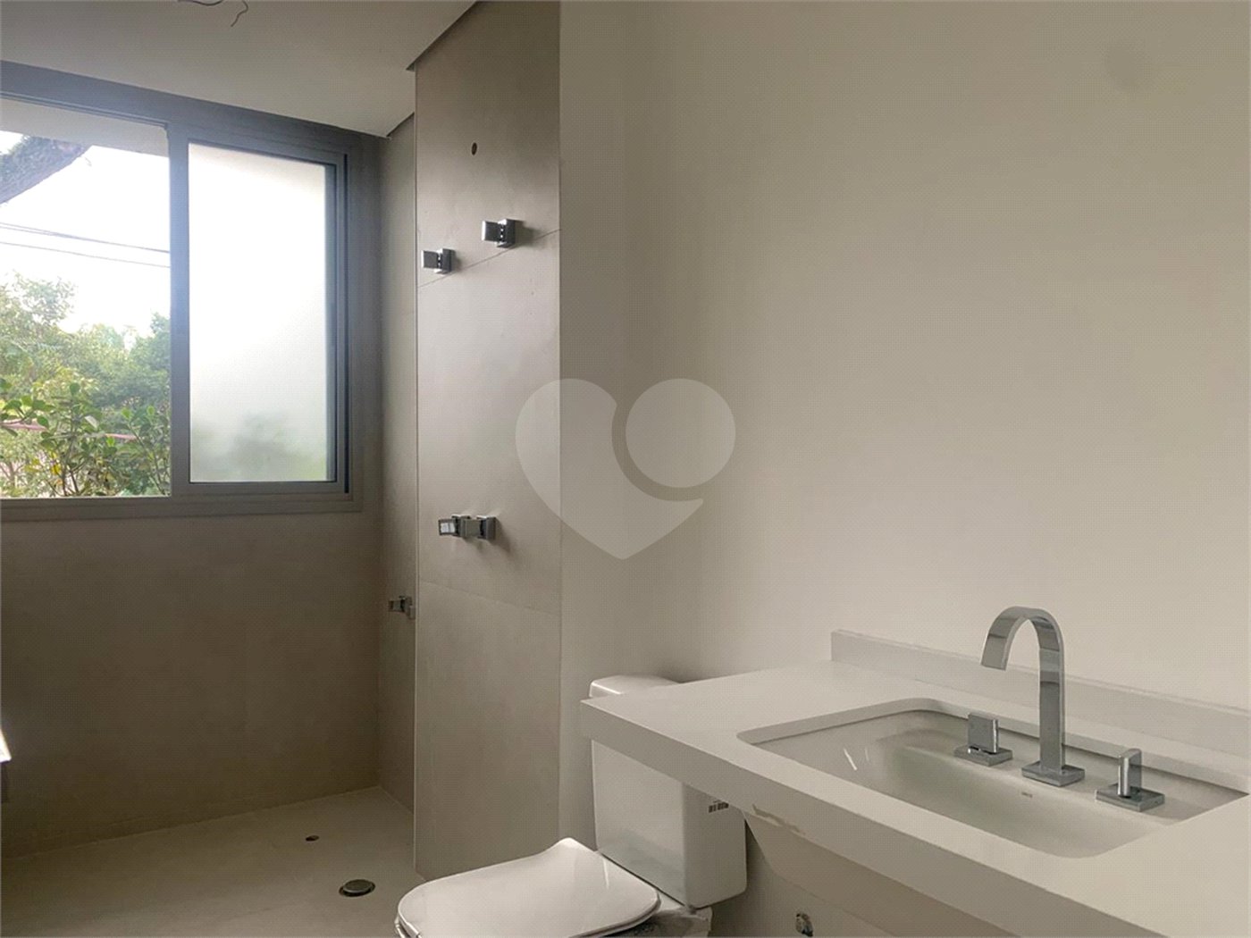 Apartamento à venda com 2 suítes em Vila Madalena, São Paulo, SP