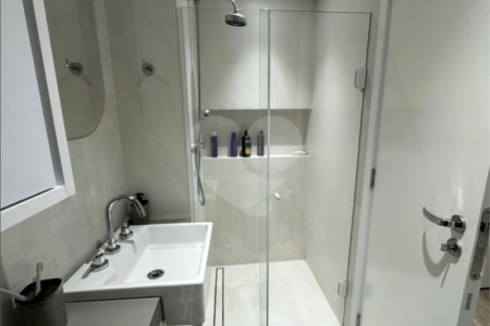 Apartamento para alugar com 2 quartos, sendo 1 suíte,  em Indianópolis, São Paulo, SP