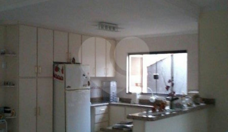 Casa à venda com 2 quartos, sendo 1 suíte,  em Jardim City, Guarulhos, SP