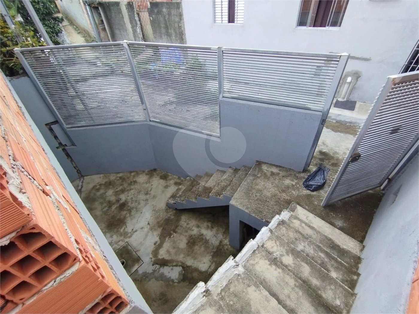 Casa à venda com 2 quartos em Jardim das Pedras, São Paulo, SP