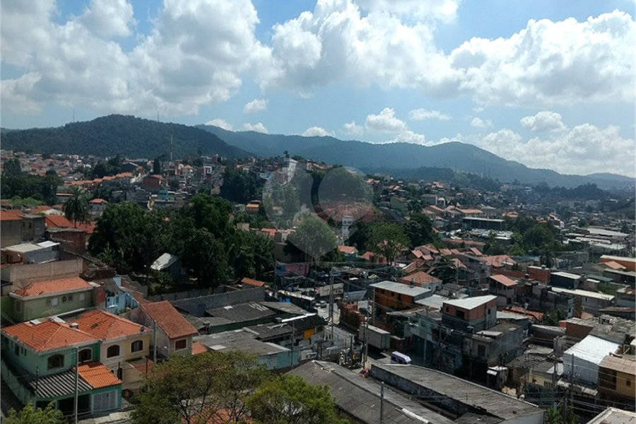 Sobrado à venda com 4 quartos, sendo 2 suítes, em Tremembé, São Paulo, SP