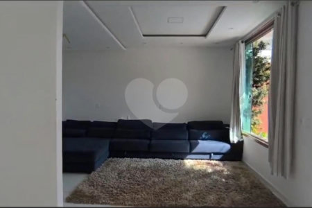 Casa à venda com 4 suítes no Centro, Santa Cruz Cabrália, BA
