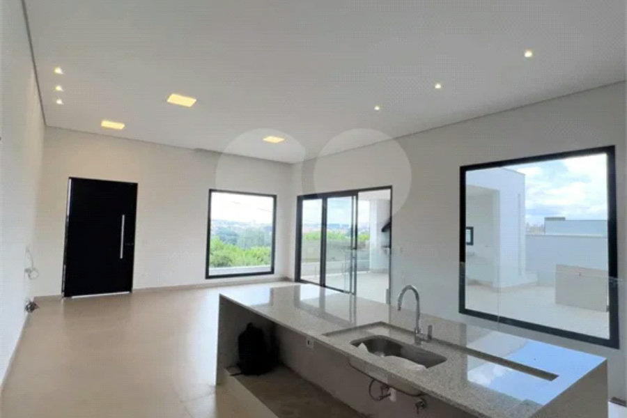 Belíssima casa à venda no Damha 2 de Piracicaba.