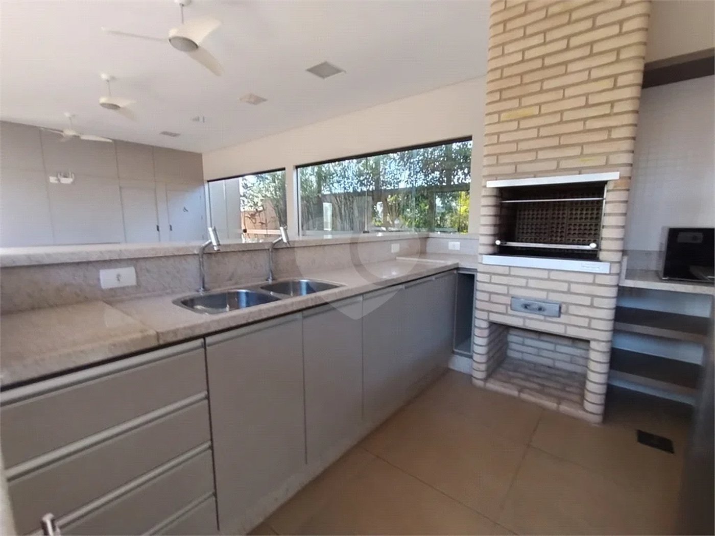 Casa em Condomínio à Venda em Piracicaba/SP.