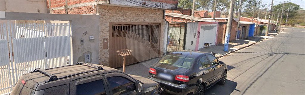 Casa térrea no Cidade Aracy .