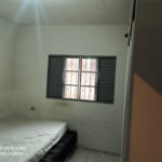 Casa Térrea com 2 dormitórios.