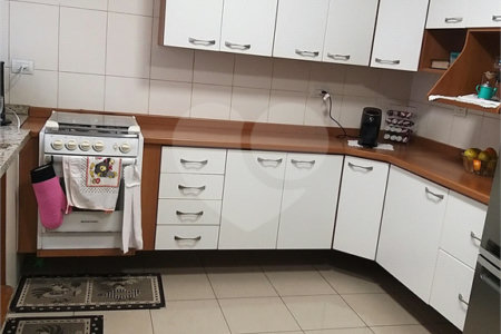 Sobrado à venda com 3 quartos, sendo 1 suíte, em Vila Paulista, São Paulo, SP