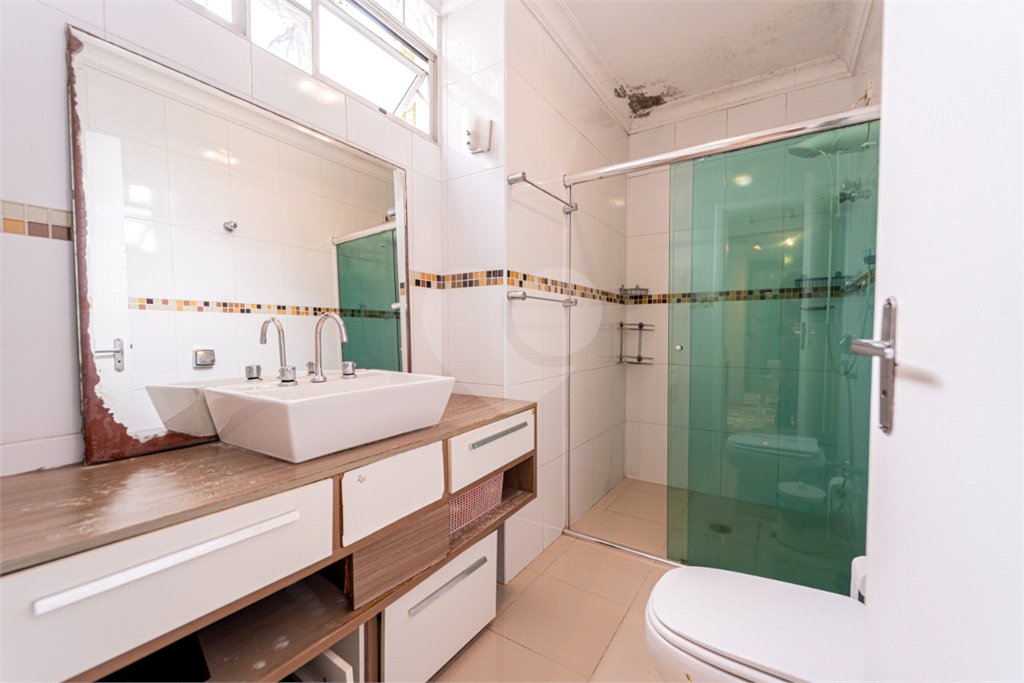 Sobrado à venda com 2 quartos, sendo 1 suíte, em Chácara Santo Antônio, São Paulo, SP