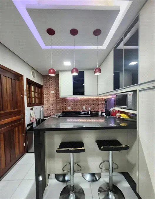 Casa à venda com 2 suítes em Vila Tiradentes, São Paulo, SP