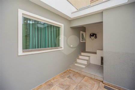 Casa à venda com 5 quartos, sendo 1 suíte,  em Chácara Inglesa, São Paulo, SP