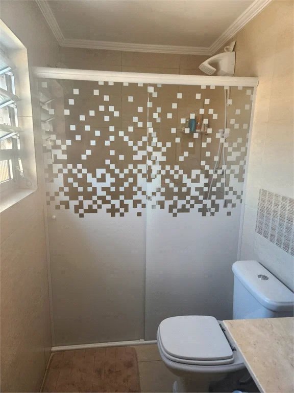 Sobrado à venda com 4 quartos, sendo 1 suíte, em Água Branca, São Paulo, SP