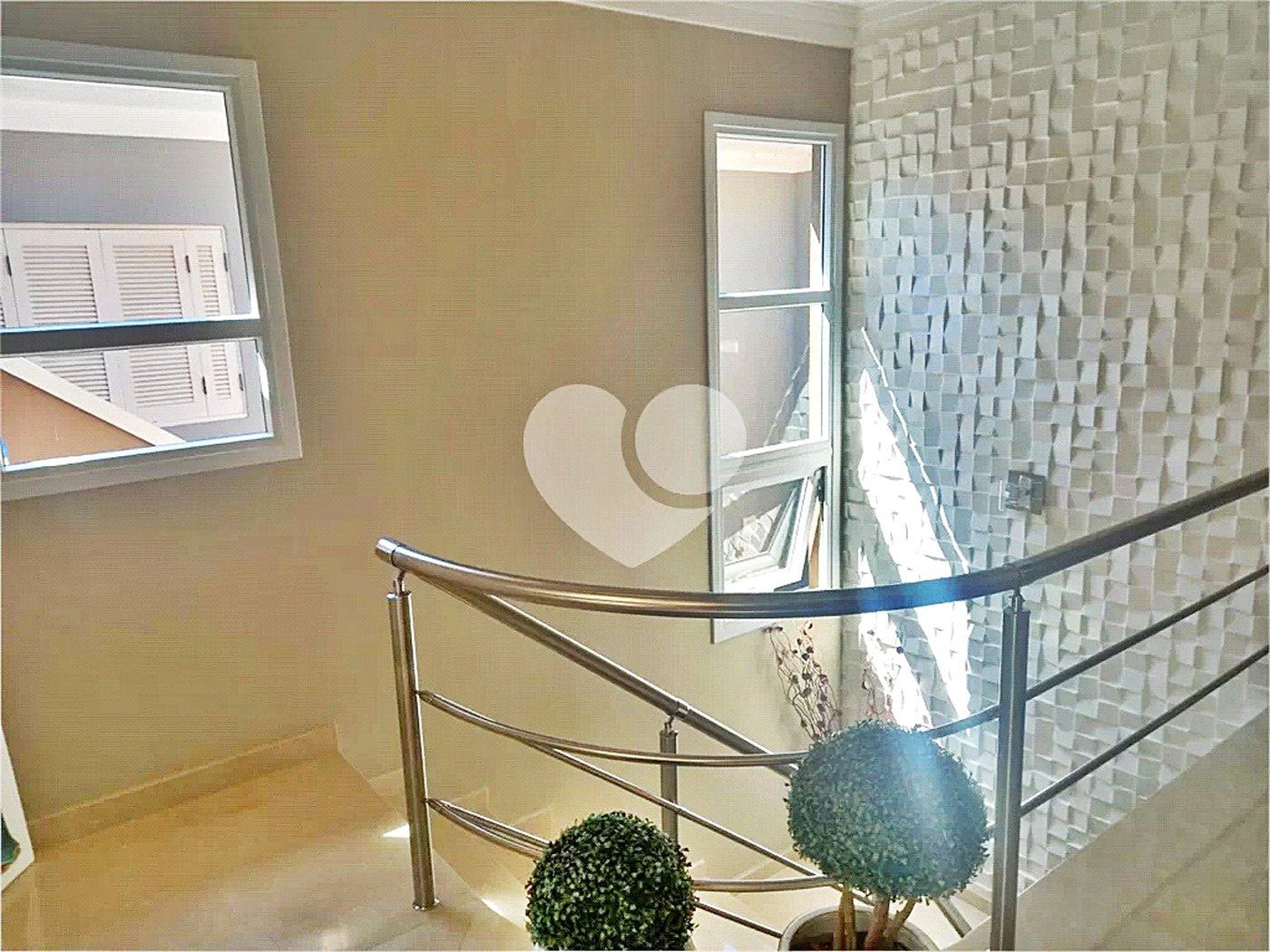 Casa à venda com 4 quartos, sendo 3 suítes,  no condomínio Itatinga 1, São Paulo - SP