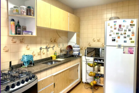 Casa à venda com 4 quartos, sendo 1 suíte, em Grajaú, Rio de Janeiro, RJ