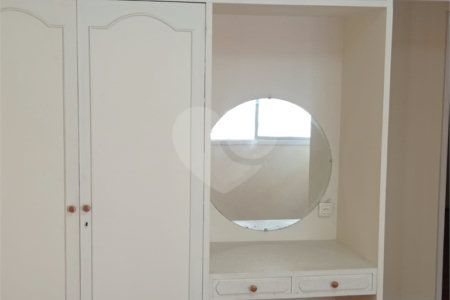 Apartamento à venda com 3 quartos, sendo 1 suíte, em Pinheiros, São Paulo, SP