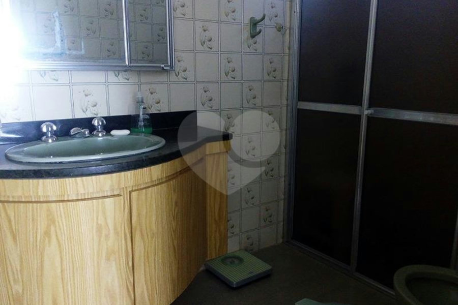 Casa à venda com 5 quartos, sendo 2 suítes, em Santana, São Paulo, SP