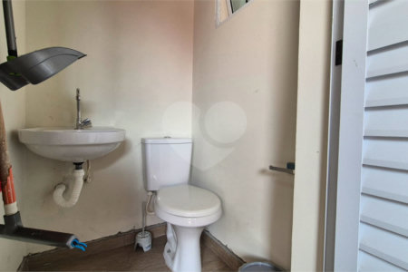 Casa à venda com 2 quartos no condomínio Residencial Estoril, Sorocaba - SP