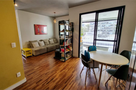 Apartamento à venda com 2 quartos, sendo 1 suíte, em Pinheiros, São Paulo, SP