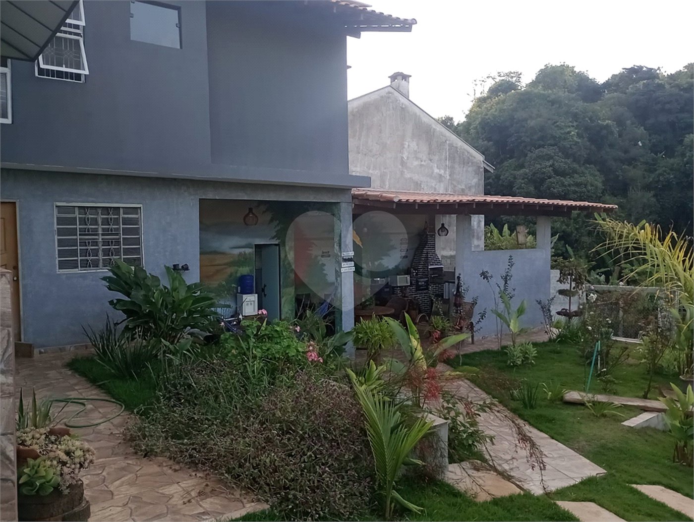 Chácara à venda com 5 quartos, sendo 1 suíte, em Jardim Marabá, Itapetininga, SP