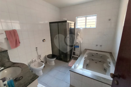 Casa à venda com 6 quartos, sendo 2 suítes, no Centro, Itapetininga, SP