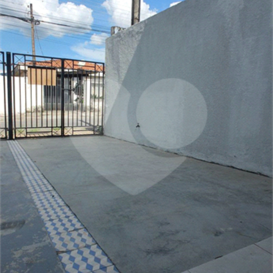 Casa à venda com 2 quartos em Jardim Imperial, Atibaia, SP