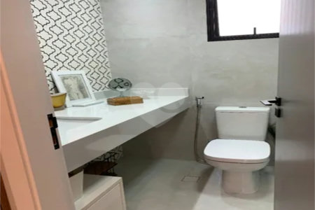 Apartamento à venda com 3 quartos, sendo 1 suíte, em Cidade São Francisco, São Paulo, SP
