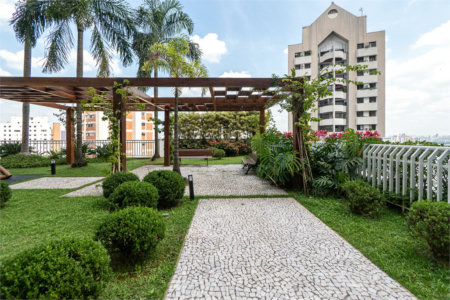 Apartamento à venda com 3 suítes em Sumarezinho, São Paulo, SP