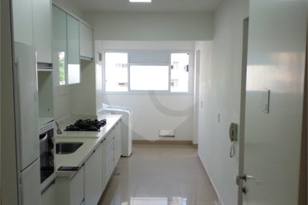 Apartamento à venda com 3 quartos, sendo 1 suíte, em Jardim Vazani, São Paulo, SP