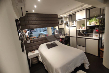Apartamento à venda com 1 suíte em Vila Nova Conceição, São Paulo, SP