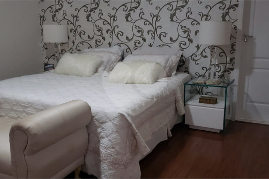 Casa à venda com 4 suítes em Pirucaia, Mairiporã, SP