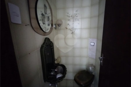Casa à venda ou para alugar com 4 quartos, sendo 3 suítes,  no Centro, Itapetininga, SP
