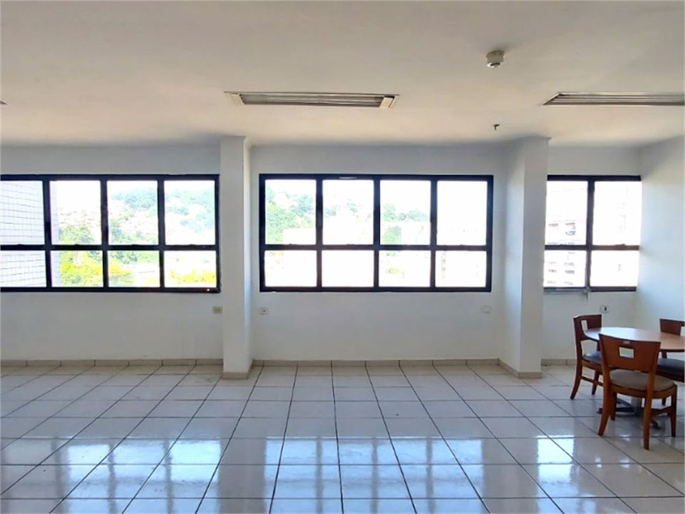 Sala Comercial para venda e locação, Centro, Santos - SA0067.