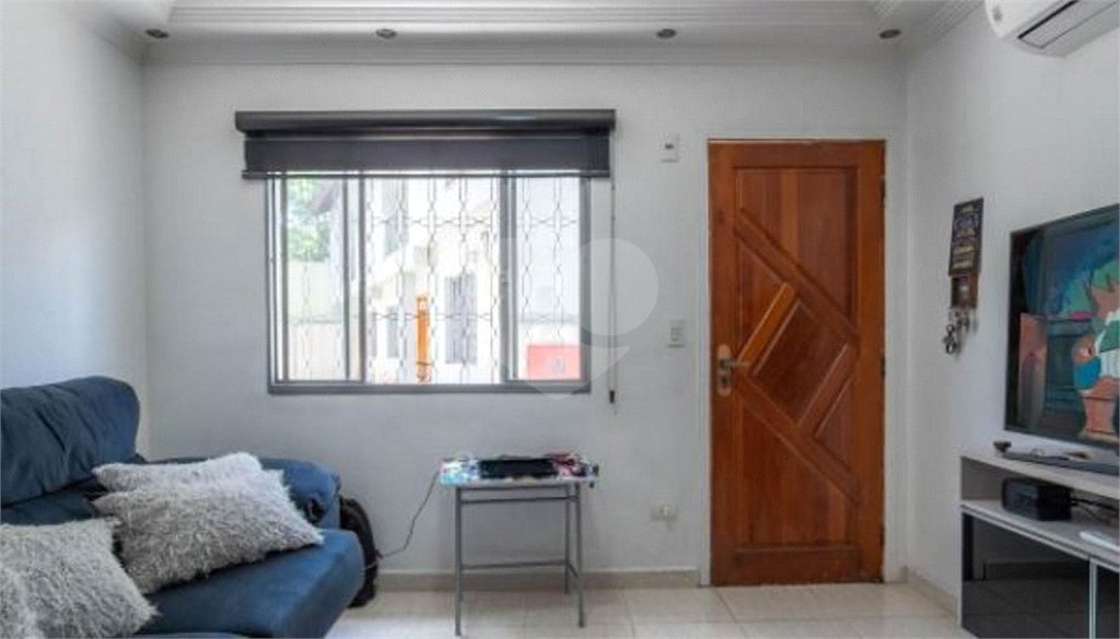Casa à venda com 2 quartos, sendo 1 suíte, no condomínio Tulipa 3, São Paulo - SP