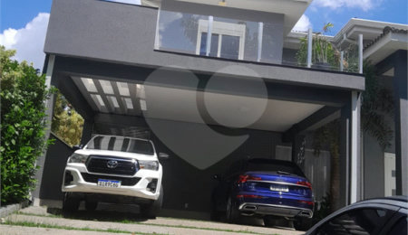 Casa à venda ou para alugar com 4 suítes em Chácaras São Carlos, Cotia, SP