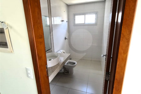 Casa à venda com 3 quartos, sendo 1 suíte, em Outerio da Glória, Porto Seguro, BA