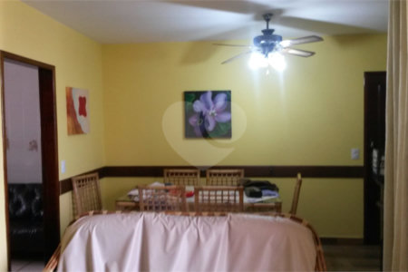 Apartamento à venda com 3 quartos, sendo 1 suíte, em Jardim Enseada, Guarujá, SP