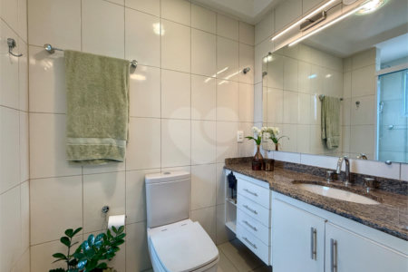 Apartamento à venda com 3 suítes em Campo Belo, São Paulo, SP