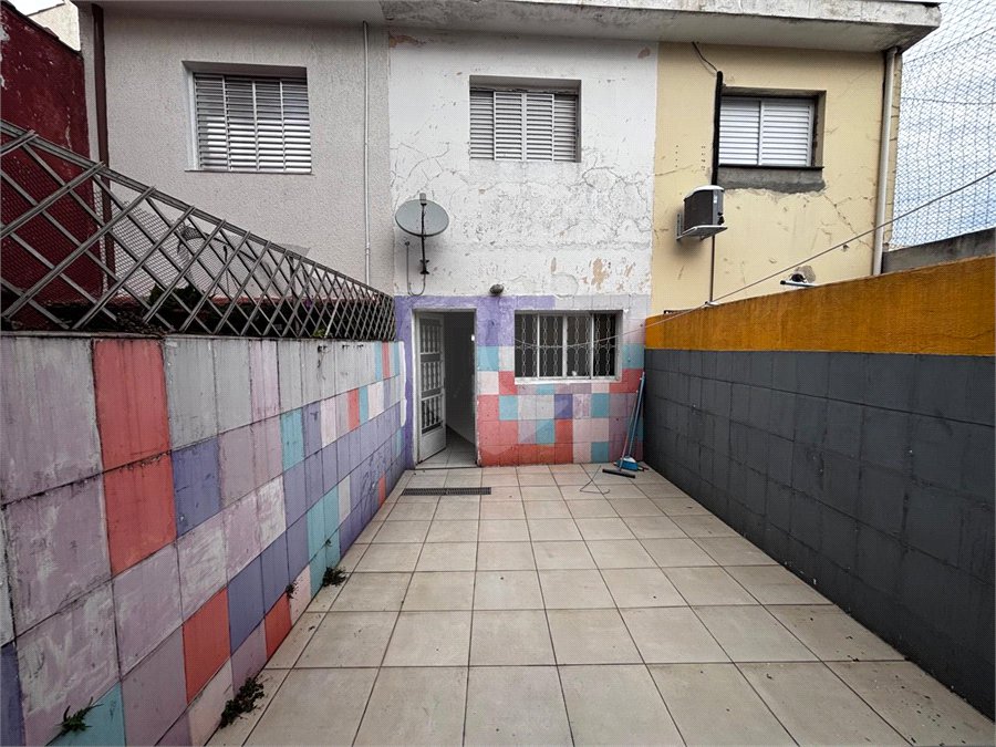 Sobrado à venda com 3 quartos em Vila Dom Pedro Ii, São Paulo, SP