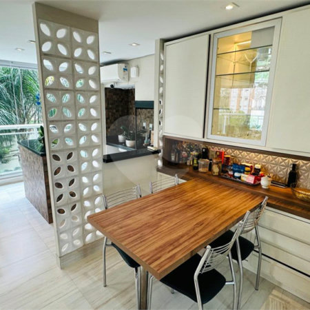 Apartamento à venda com 3 suítes em Vila Mariana, São Paulo, SP